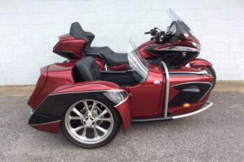 2018 Honda GL1800 with a Hannigan Gen 3 Dream Sidecar